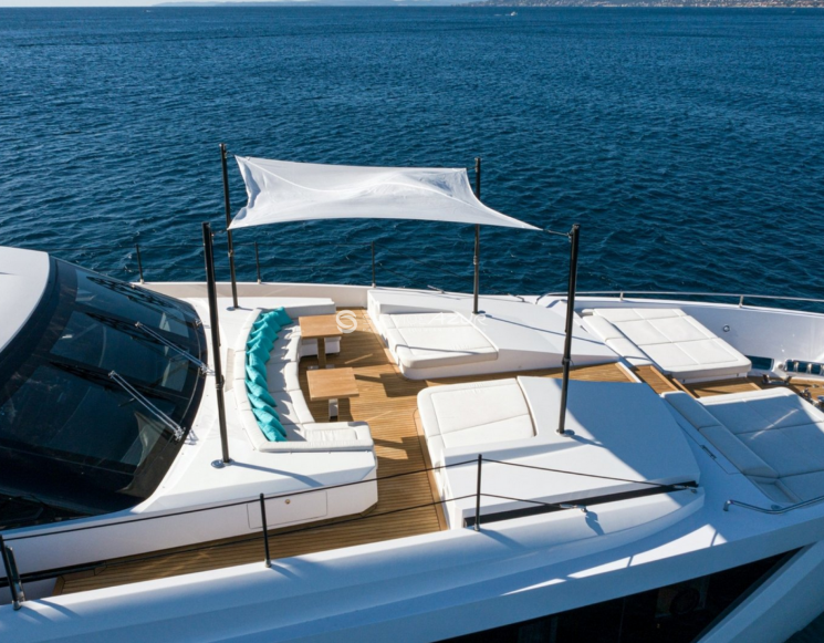 Аренда яхты Ferretti Custom Line 106