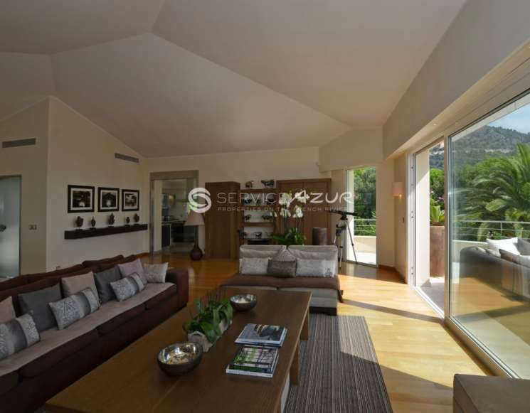 Luxury sea view villa in Beaulieu-sur-Mer - ref 1022