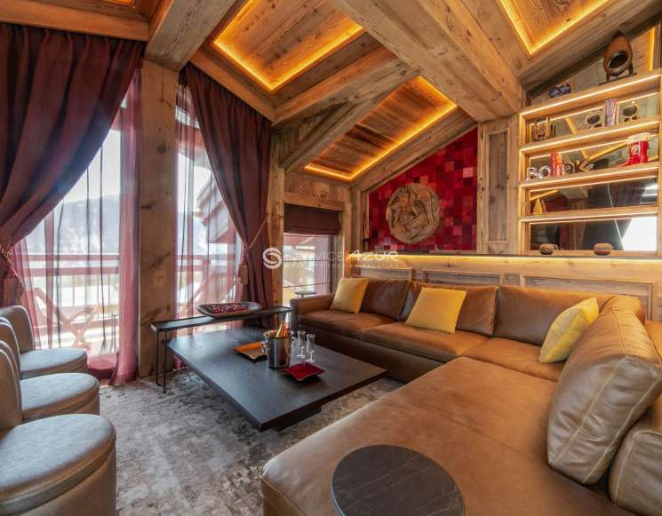 Chalet de luxe à Courchevel à quelques mètres des pistes - ref 4607