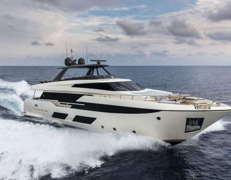 Аренда Ferretti 920