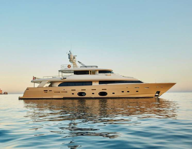 Аренда яхты Ferretti 108