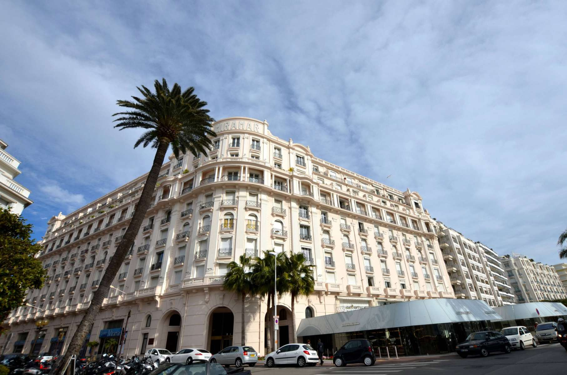 Аренда апартаментов на набережной Круазетт в Cannes