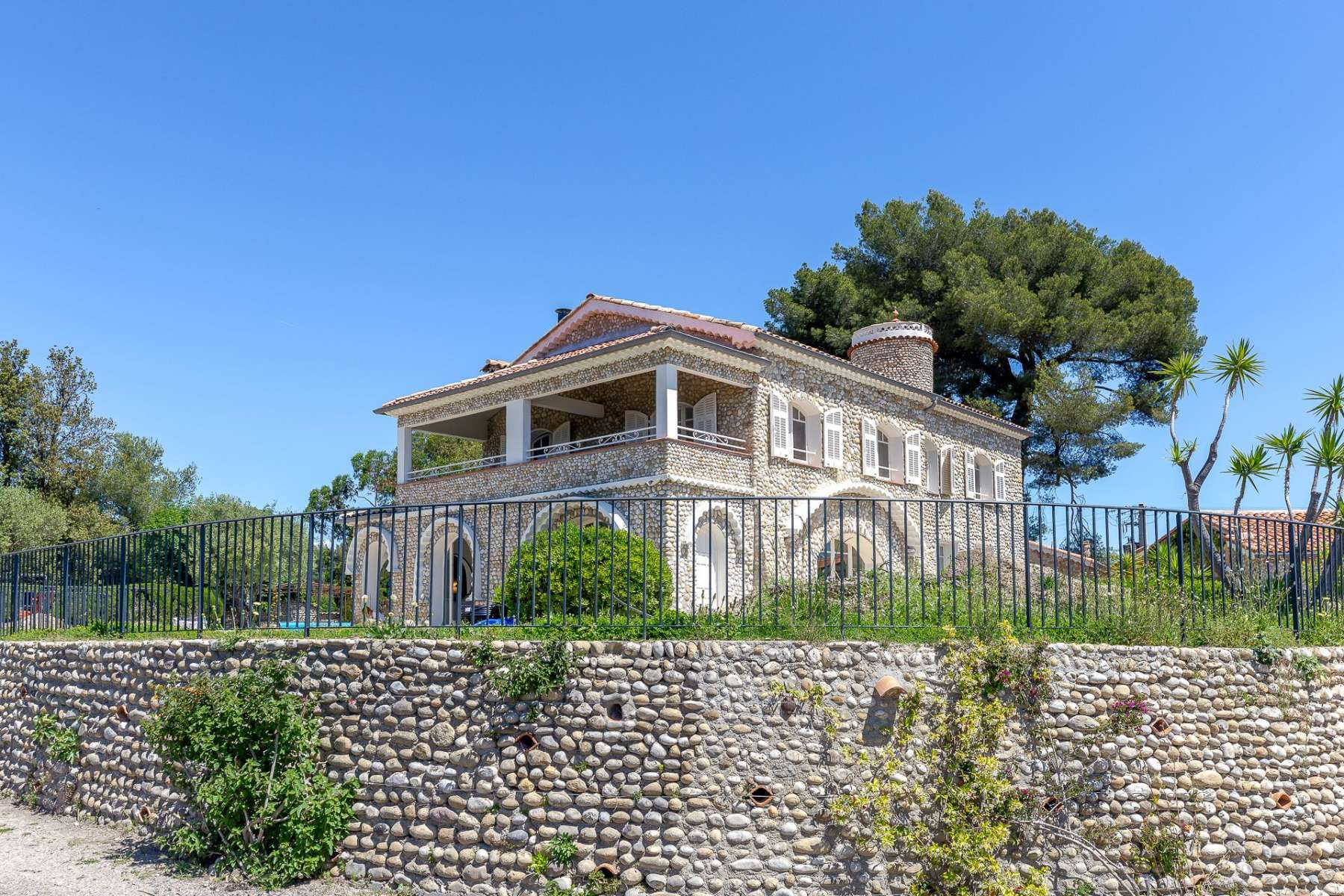 Panoramic Villa Rental in Saint-Paul-de-Vence
