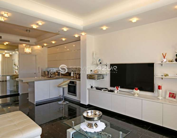 Sale modern apartment in Cannes Croisette - ref 5311