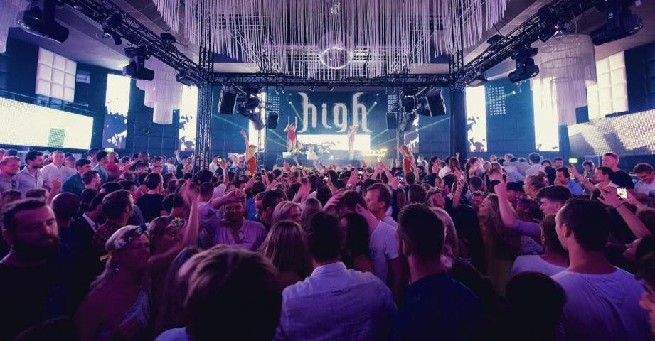 Популярная дискотека Ниццы 