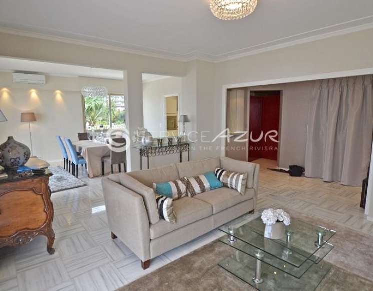 Rent sea view roof top apartment in Nice - ref 6006