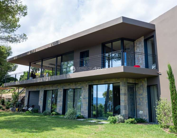 New villa with view of the old village of Mougins - ref 1631
