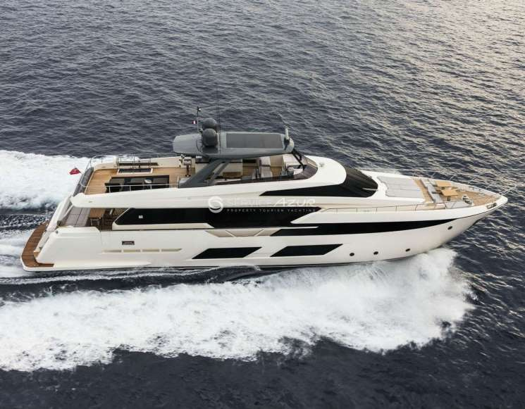Аренда Ferretti 920