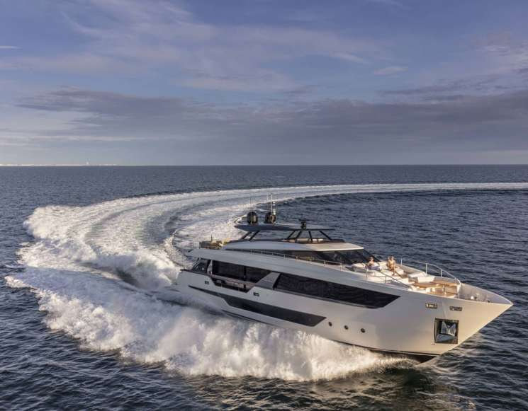 Оренда яхти Ferretti Yachts 1000, 30 метрів