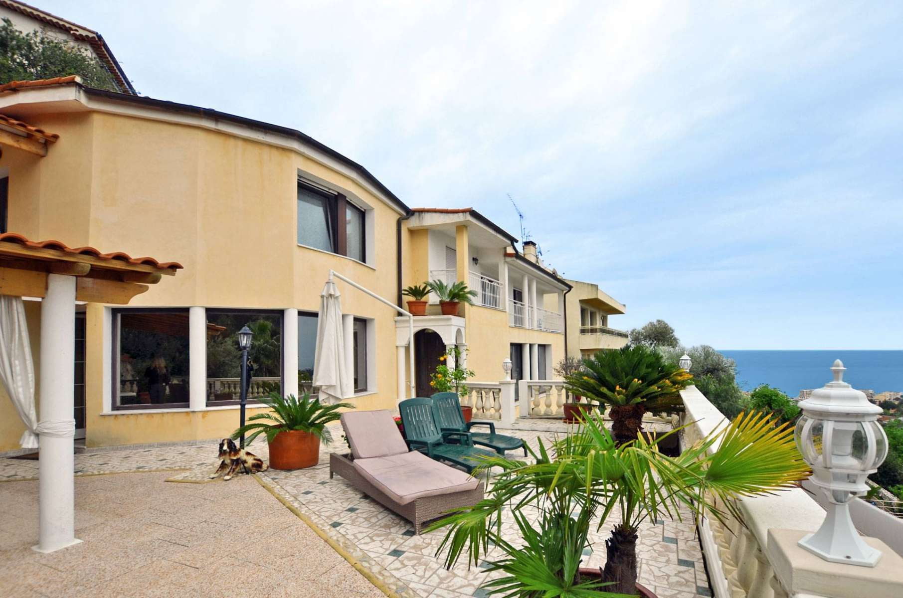 Villa for rent in Roquebrune-Cap-Martin