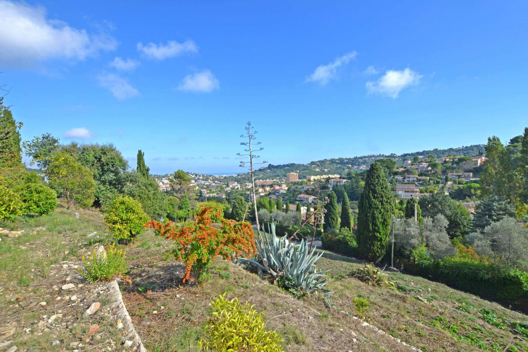 Plot for sale in Cannes