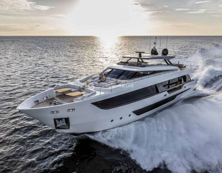 Оренда яхти Ferretti Yachts 1000, 30 метрів