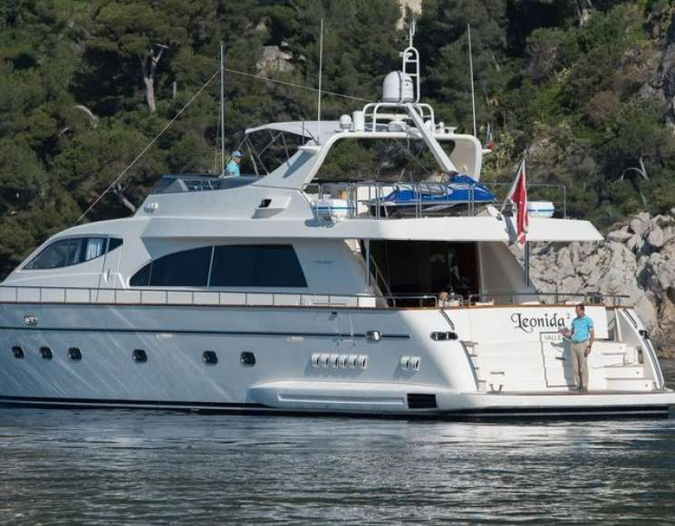 Аренда яхты Falcon 86