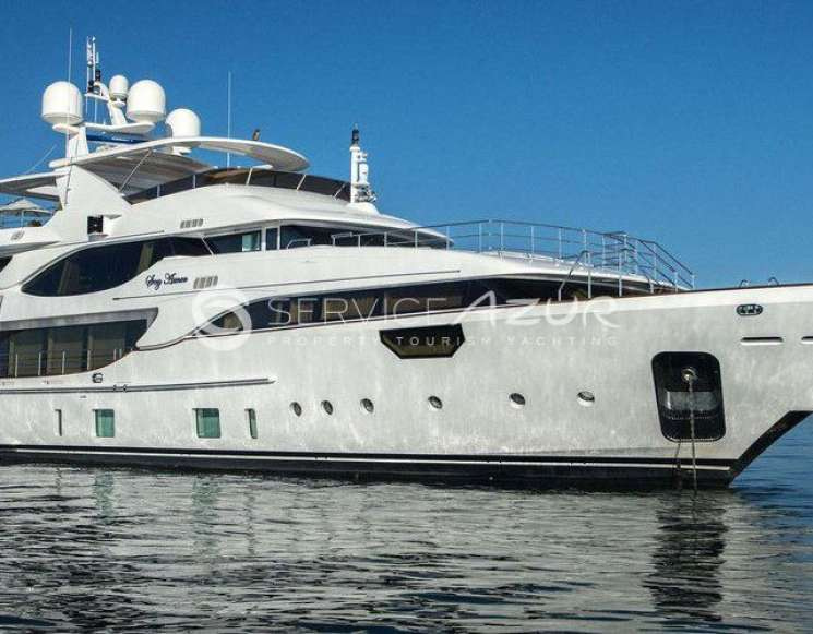 Яхта Benetti