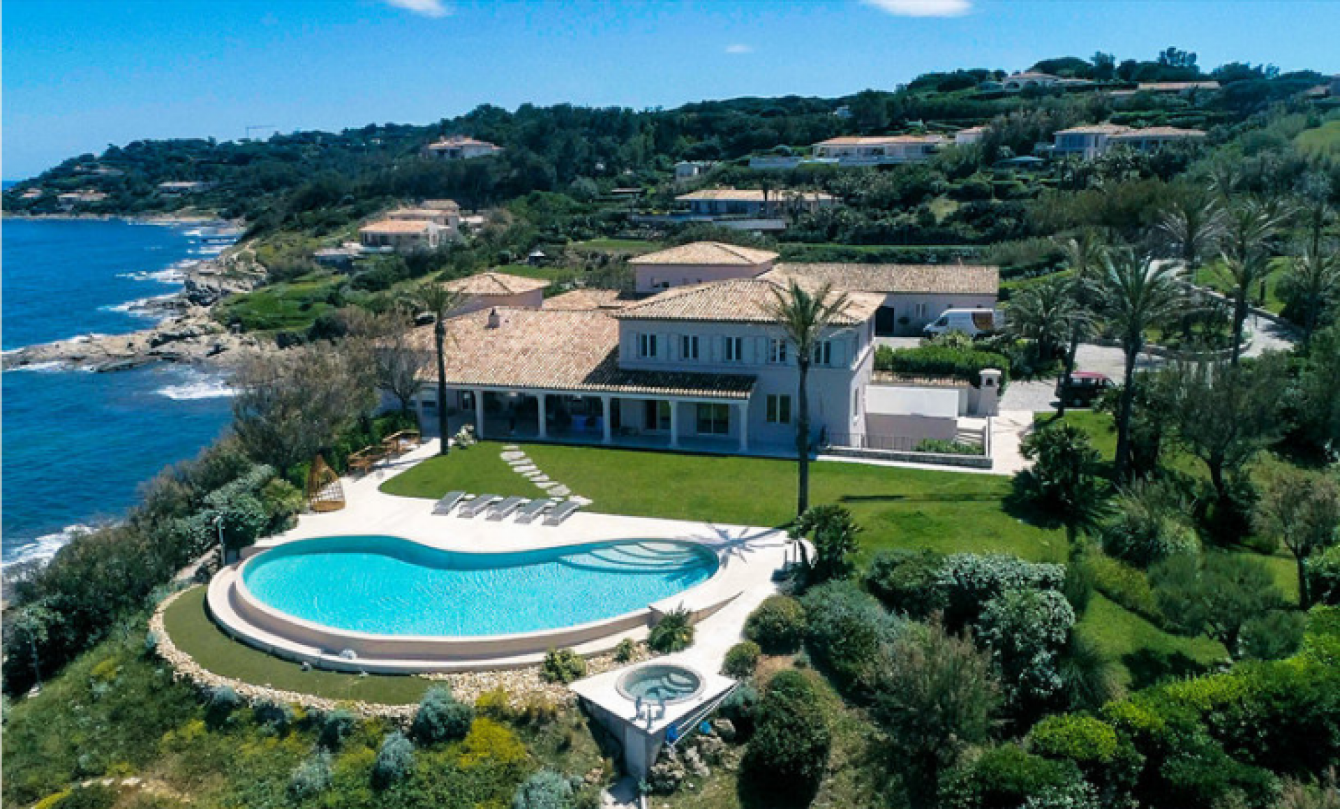 Saint-Tropez Waterfront Villa with Private Sea Access