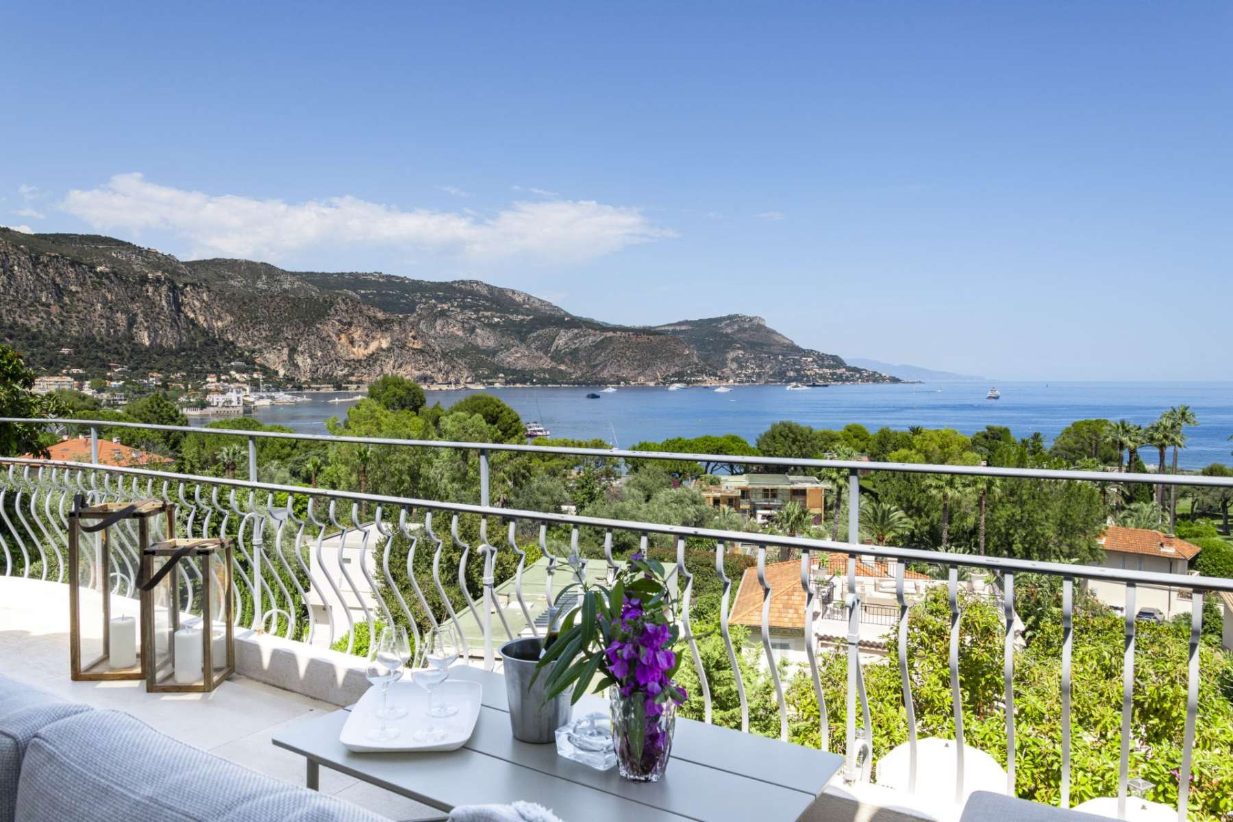 Cap Ferrat Villa with Stunning Views of Monaco and Sea