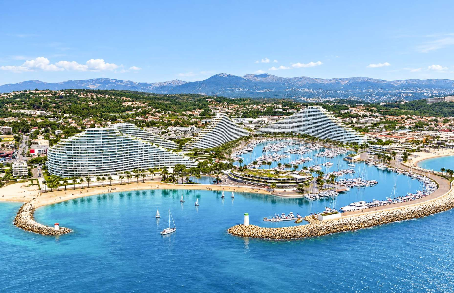 Апартаменты, расположенные в самом сердце Marina Baie des Anges