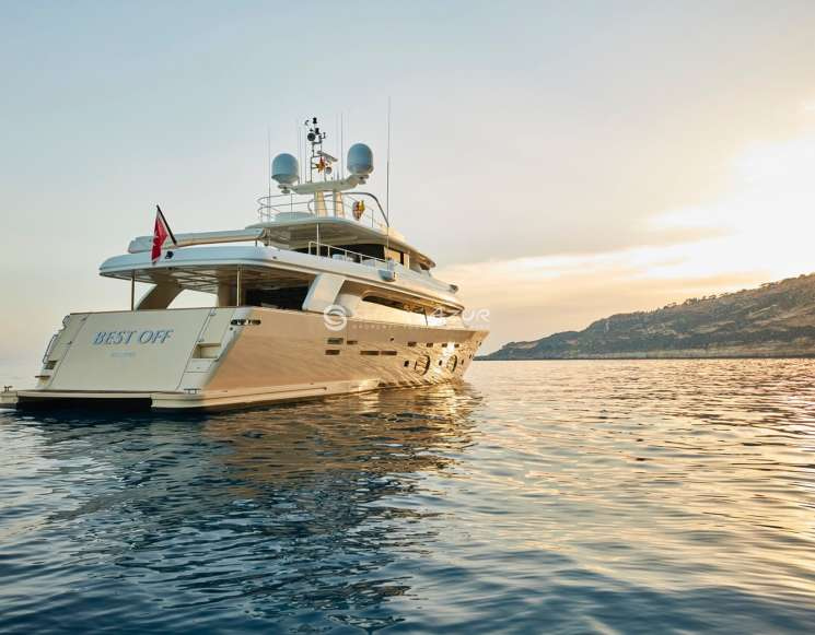 Аренда яхты Ferretti 108