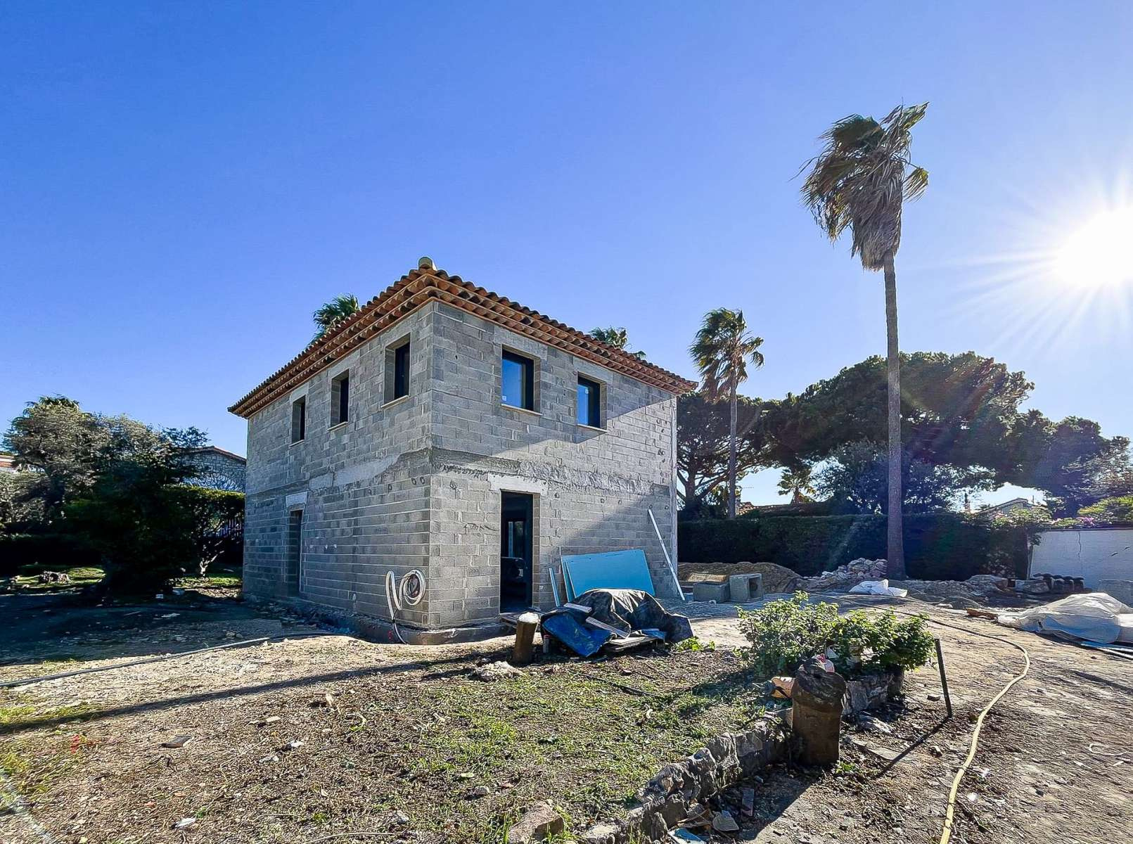 Modern Villa in Cap d'Antibes, 200m from Sea, Completion 2024