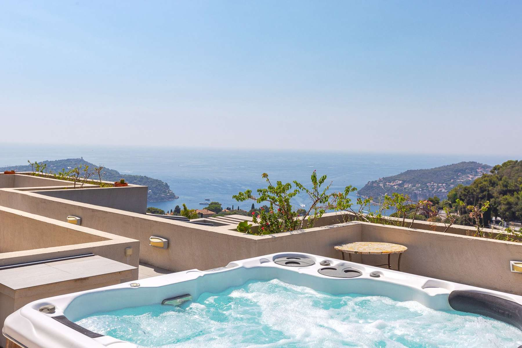 Moderne sea view villa in Villefranche sur Mer